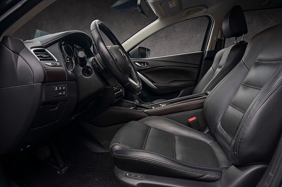 Mazda 6 5 of 8