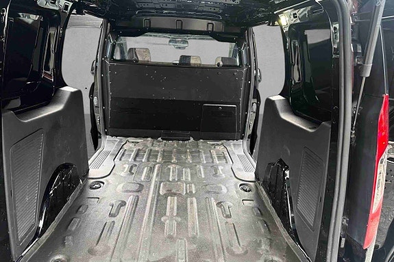 Ford Transit Connect 14 of 25