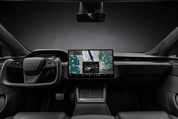 Tesla Model S 15 of 30