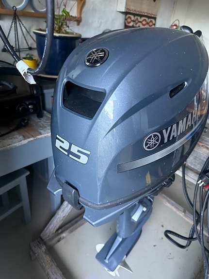 Yamaha f25, som ny 5 of 8