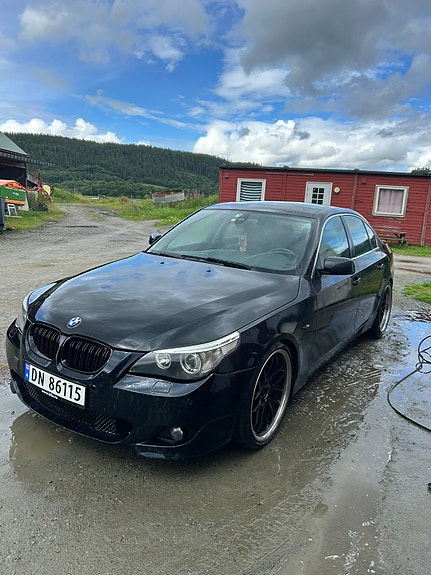 BMW 525d 2 of 14