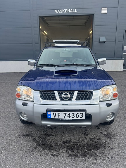 Nissan King Cab 3 of 15