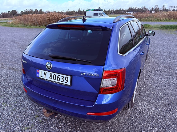 Skoda Octavia 10 of 17