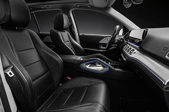 Mercedes-Benz GLE350 de 14 of 30