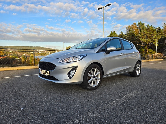 Ford Fiesta 3 of 13