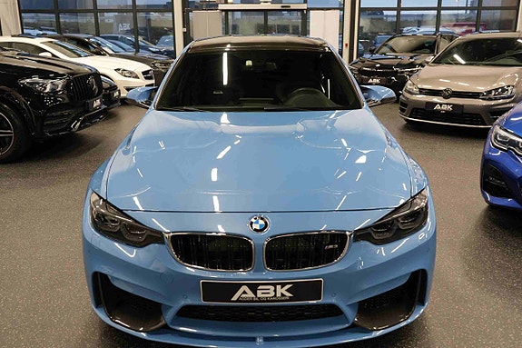 BMW M3 4 of 30