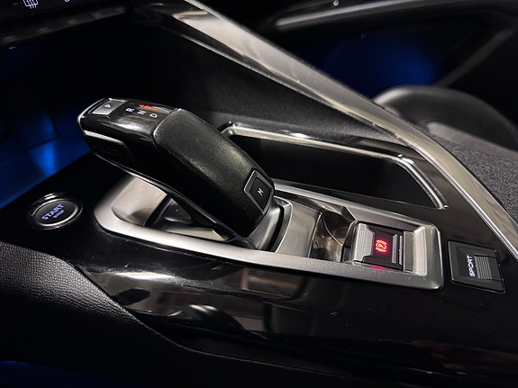 Peugeot 3008 5 of 30