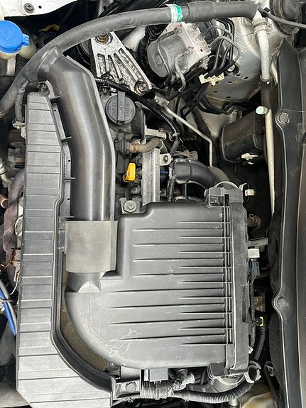 Suzuki Swift 8 of 13