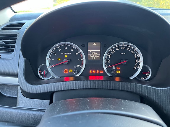 Suzuki Swift 10 of 13