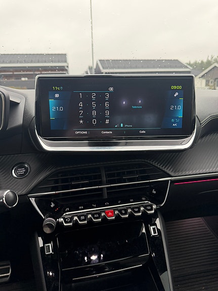 Peugeot 208 6 of 10