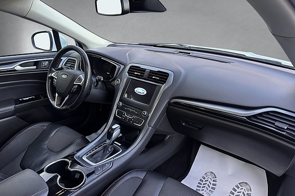 Ford Mondeo 20 of 30