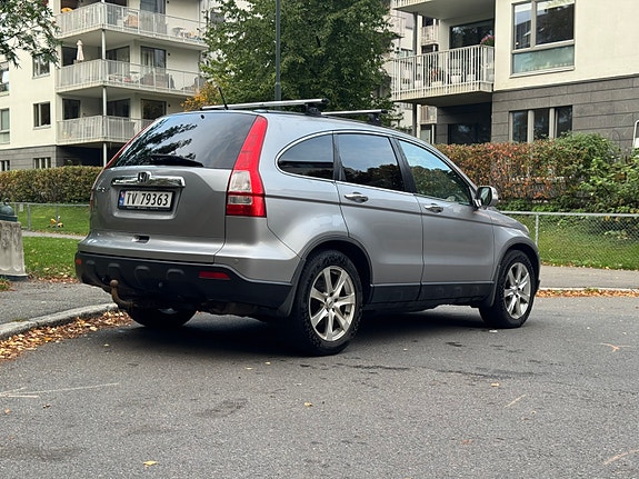 Honda CR-V 4 of 27