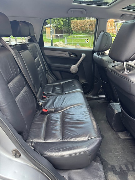 Honda CR-V 21 of 27