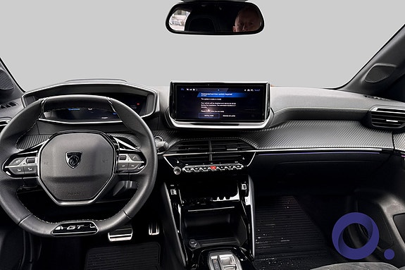 Peugeot e-208 14 of 26