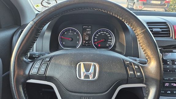 Honda CR-V 18 of 25