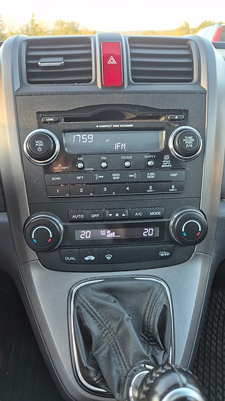 Honda CR-V 17 of 25