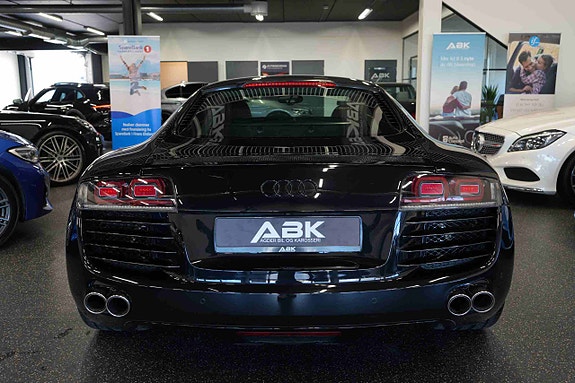 Audi R8 12 of 30