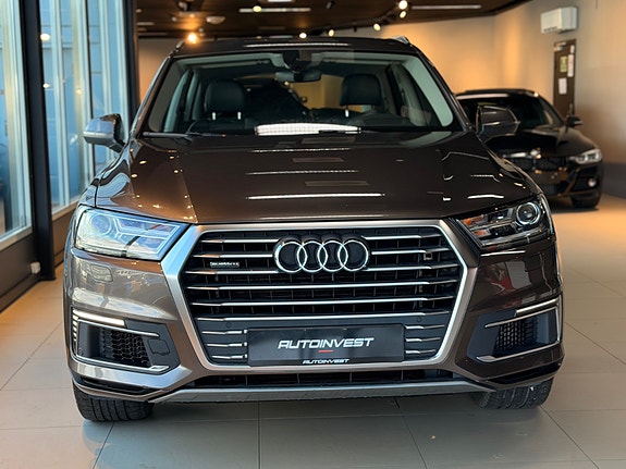 Audi Q7 3 of 30