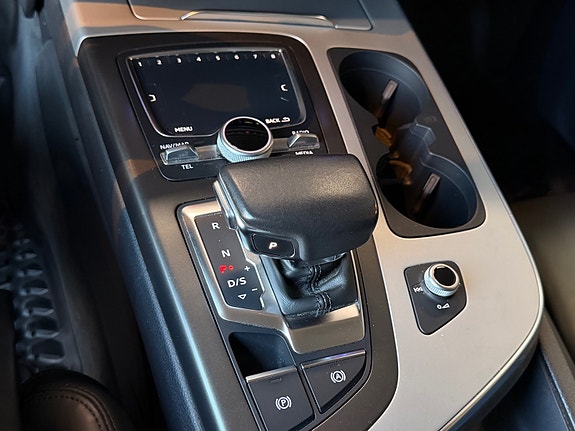 Audi Q7 28 of 30