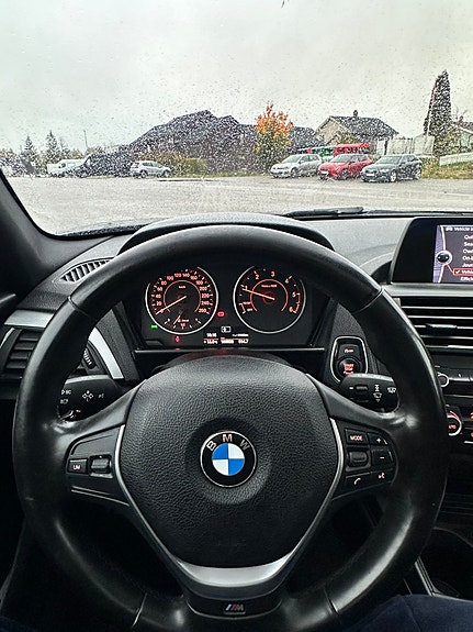BMW 118d 23 of 30