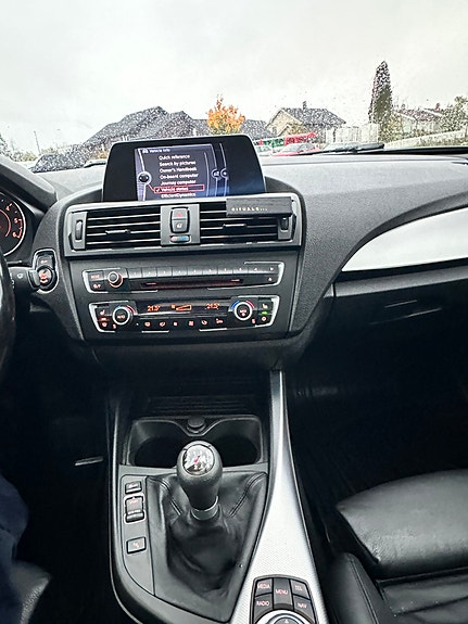 BMW 118d 24 of 30