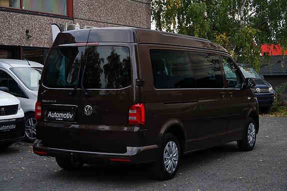 Volkswagen Caravelle 3 of 19