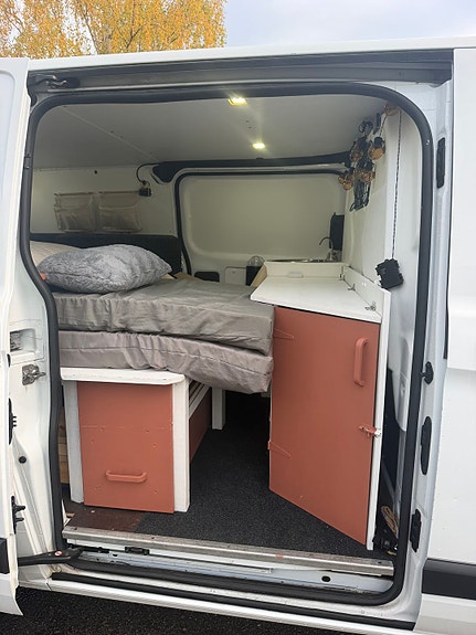 Ford Transit 10 of 24