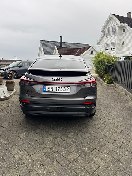 Audi Q4 e-tron 8 of 30