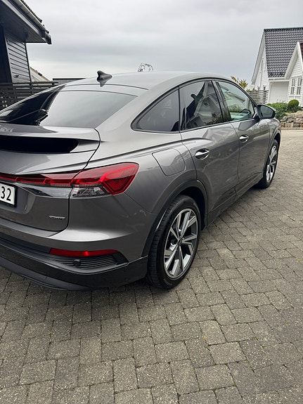 Audi Q4 e-tron 9 of 30