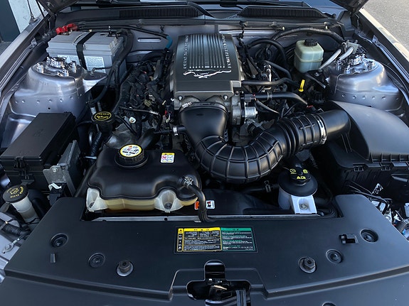 Ford Mustang 25 of 27