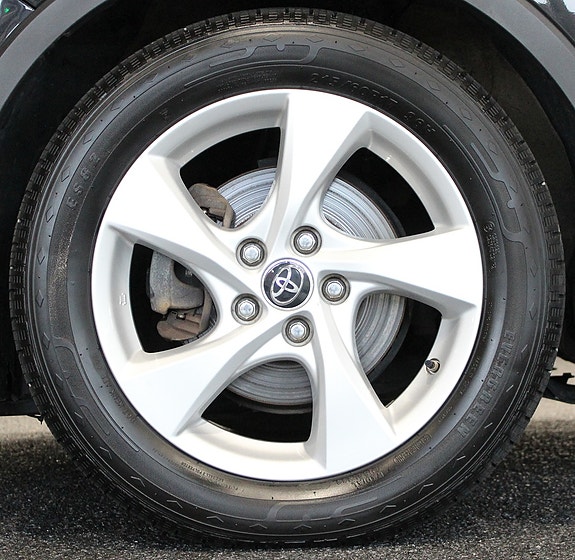 Toyota C-HR 15 of 30
