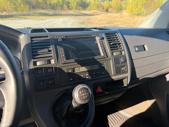 Volkswagen Transporter 13 of 20
