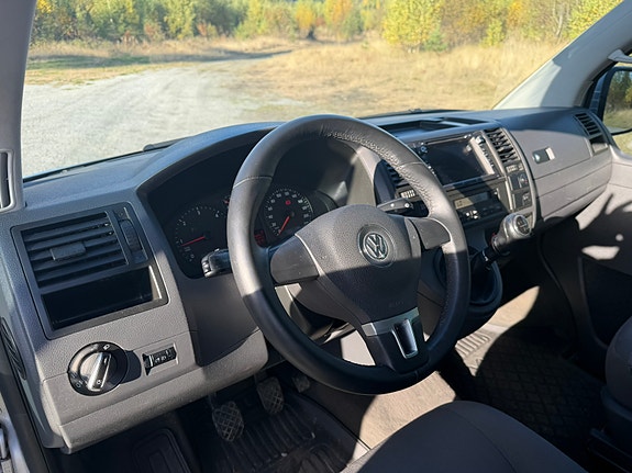 Volkswagen Transporter 11 of 20