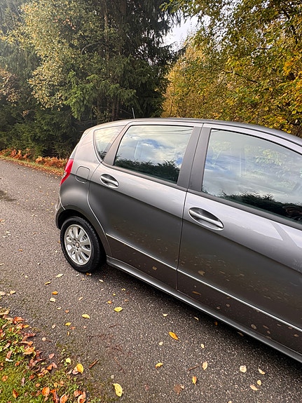 Mercedes-Benz A160 d 7 of 24