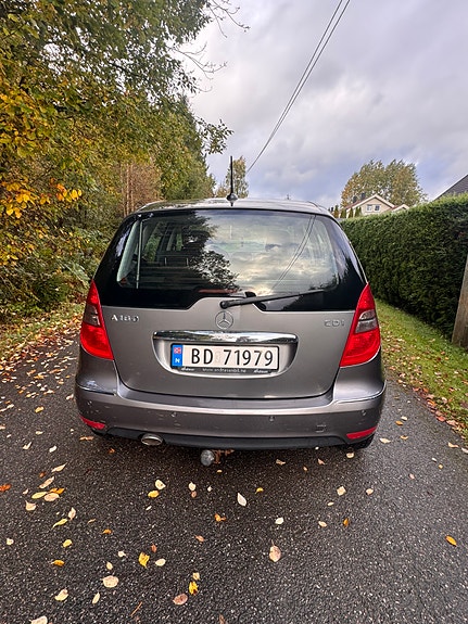 Mercedes-Benz A160 d 9 of 24