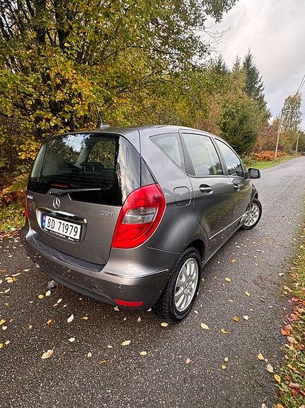 Mercedes-Benz A160 d 8 of 24
