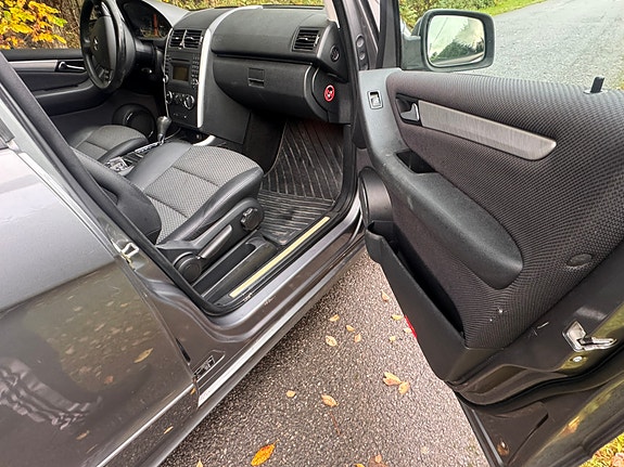Mercedes-Benz A160 d 19 of 24