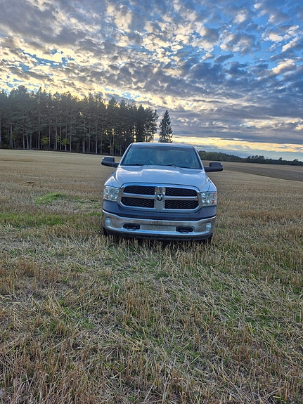 Dodge RAM 1500 8 of 19