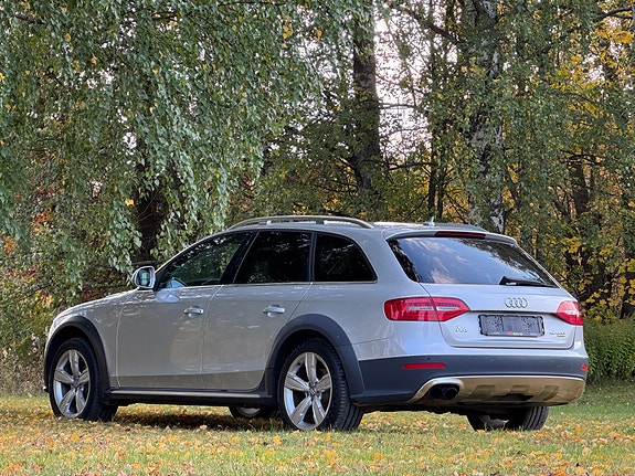 Audi A4 allroad 10 of 22