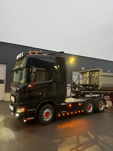 Scania R650 6x4 m/2017 Carnehl tippsemi 4 of 26