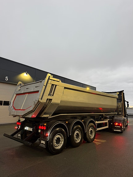 Scania R650 6x4 m/2017 Carnehl tippsemi 7 of 26