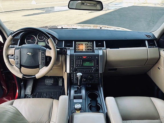 Land Rover Range Rover 22 of 28
