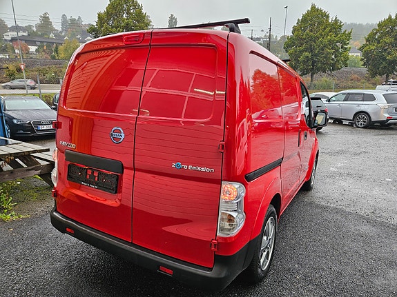 Nissan e-NV200 9 of 30