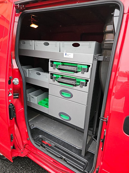 Nissan e-NV200 4 of 30