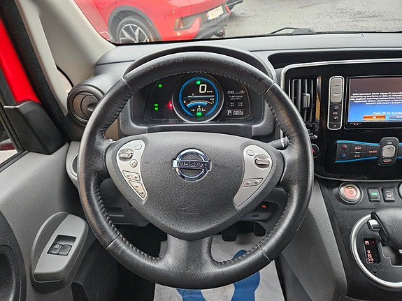 Nissan e-NV200 28 of 30