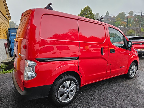 Nissan e-NV200 8 of 30