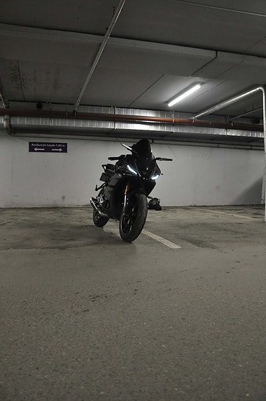 Yamaha YZF-R 125 14 of 18