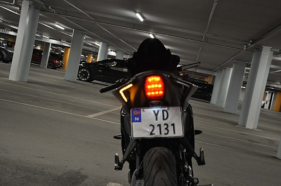 Yamaha YZF-R 125 7 of 18