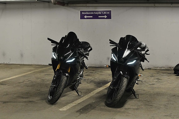 Yamaha YZF-R 125 6 of 18