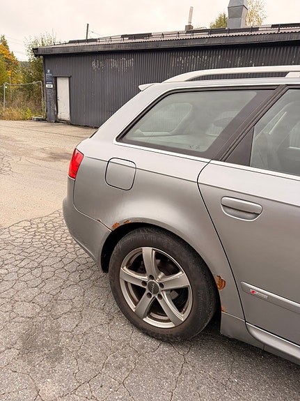 Audi A4 11 of 21